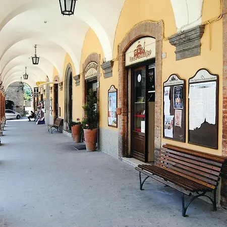 Agriturismo I Palazzi A * Piandimeleto